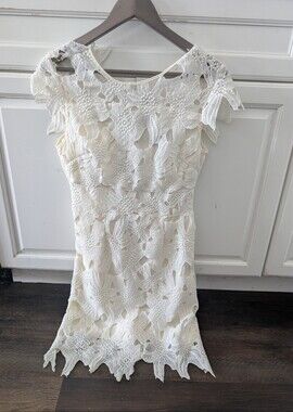 Romantic White Embroidered Lace Dress Size S/M Romeo & Juliet